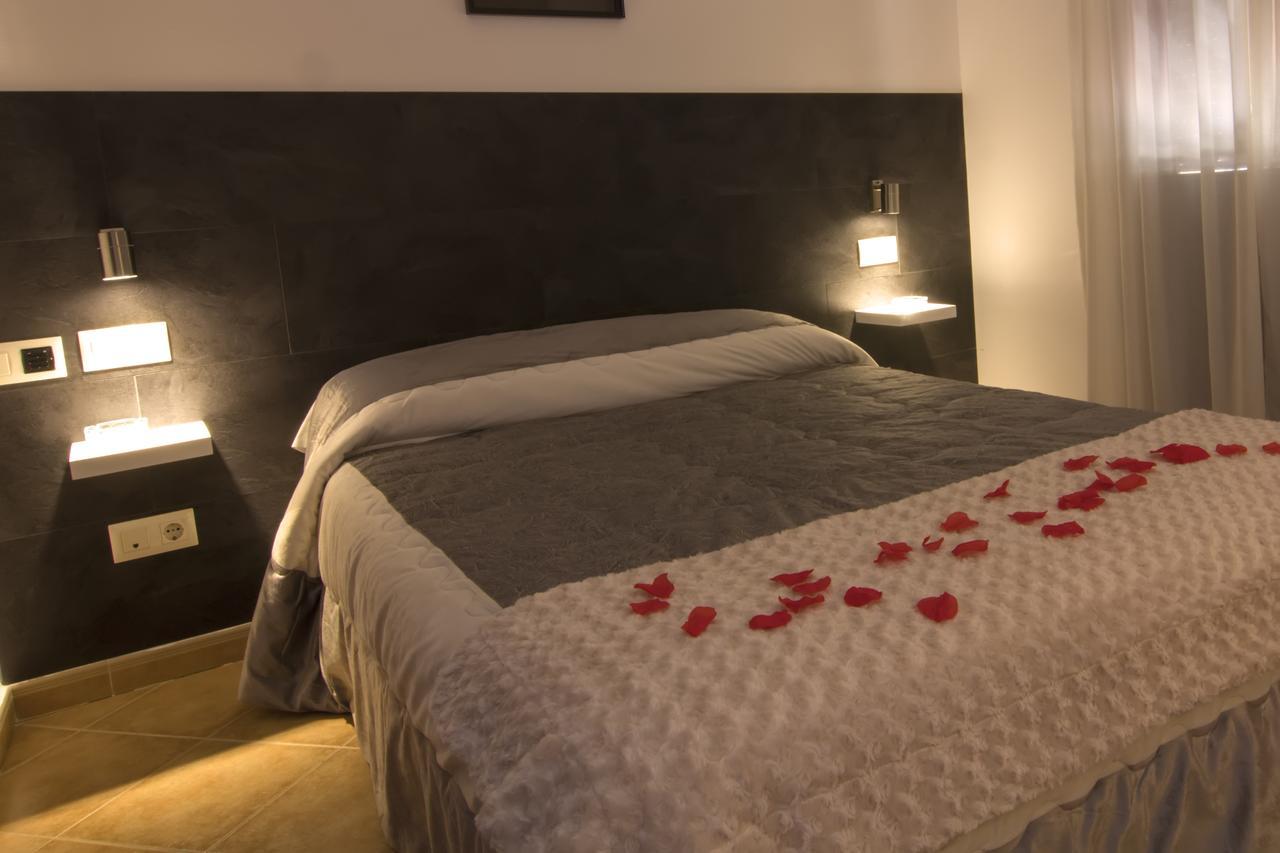 Hotel Mayno Пастрана Экстерьер фото