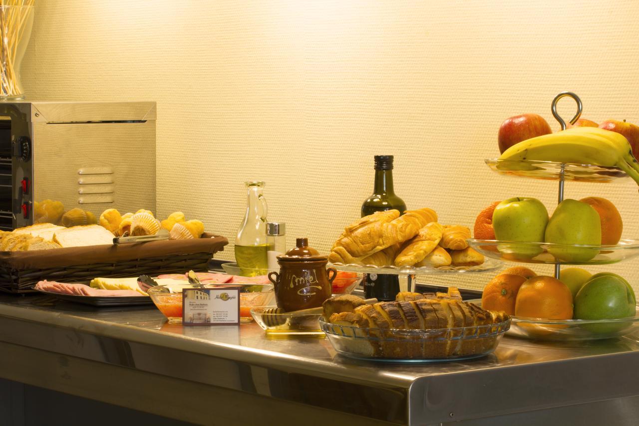 Hotel Mayno Пастрана Экстерьер фото