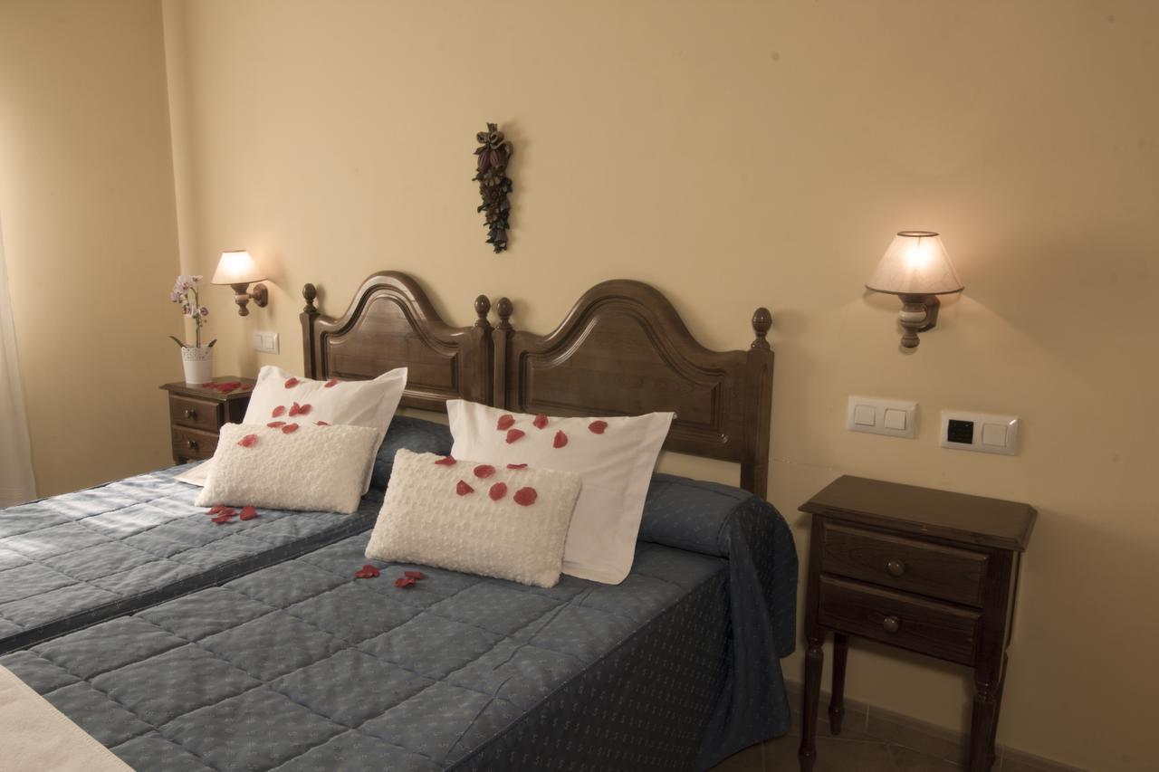 Hotel Mayno Пастрана Экстерьер фото